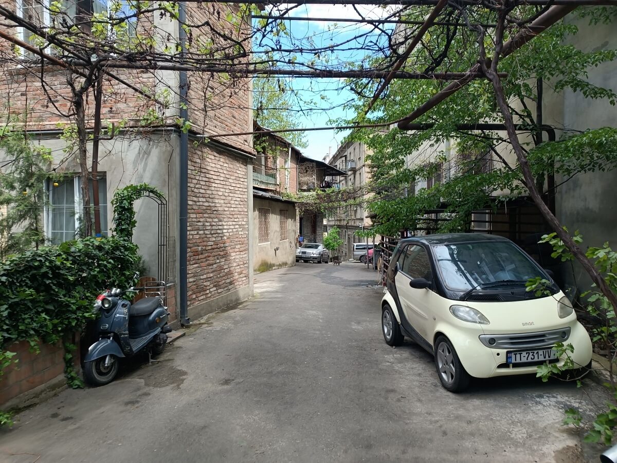 ძველი და ახალი თაობის თვალით დანახული რუსთაველის გამზირი