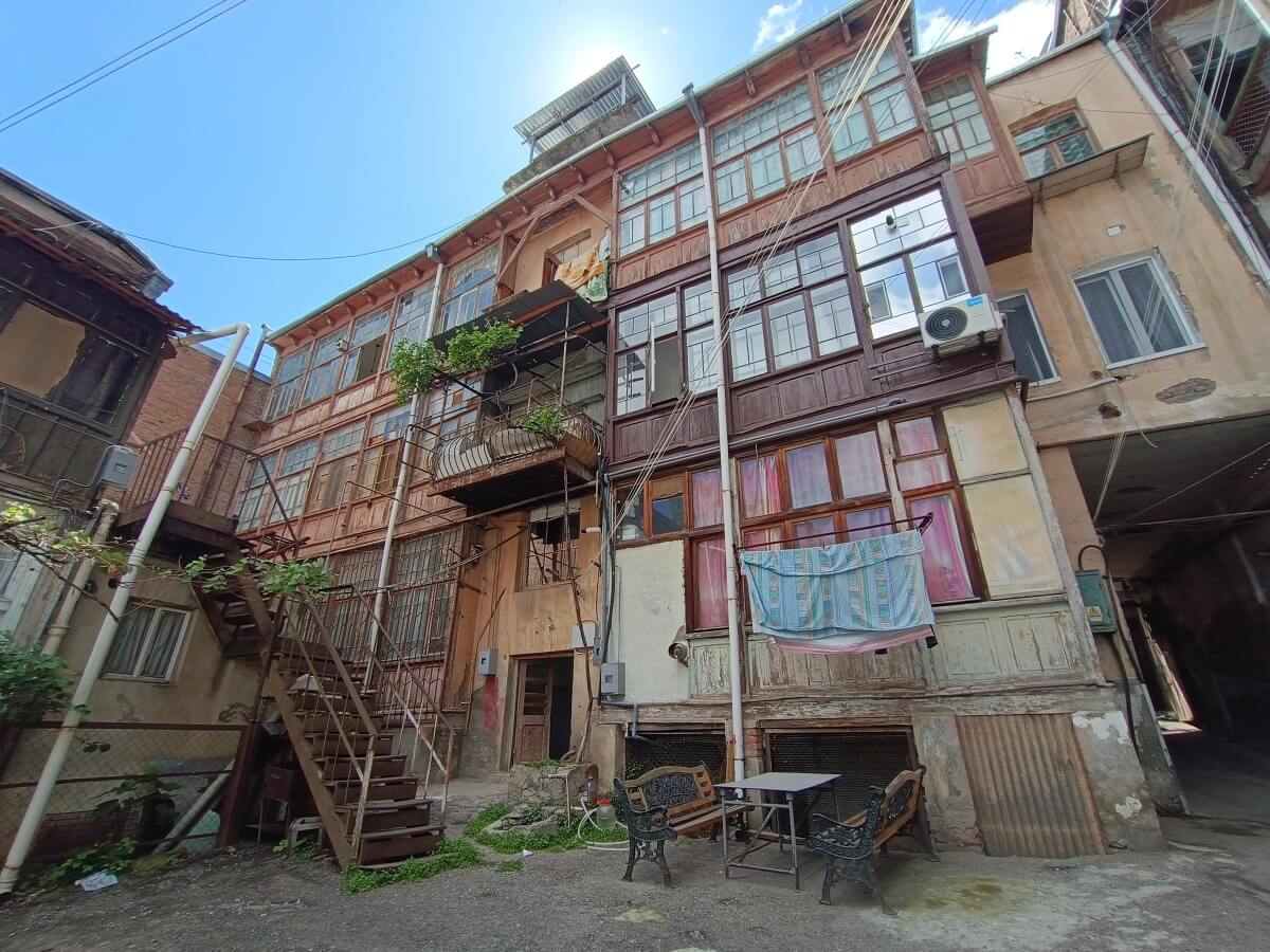 ძველი და ახალი თაობის თვალით დანახული რუსთაველის გამზირი