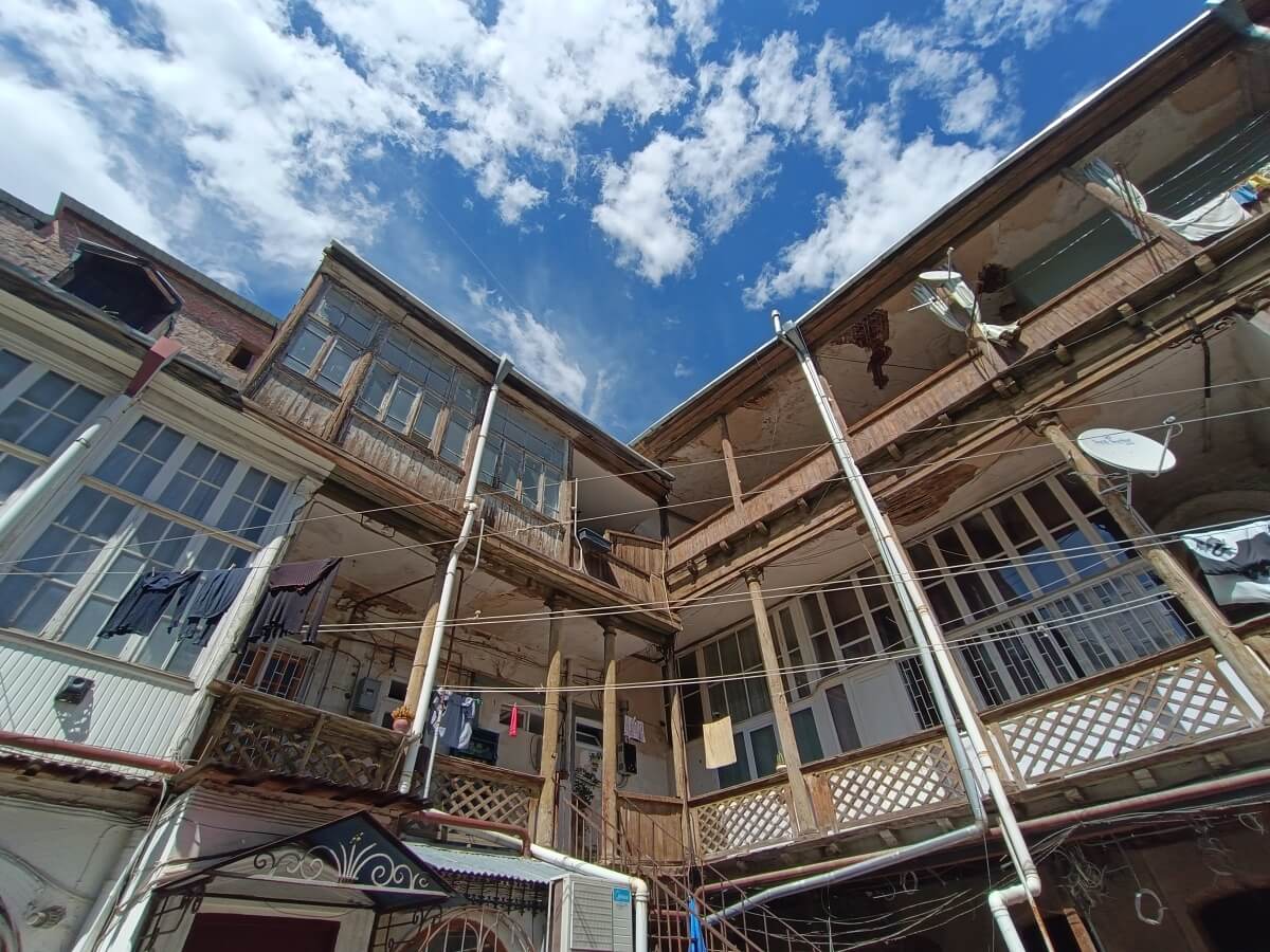 ძველი და ახალი თაობის თვალით დანახული რუსთაველის გამზირი