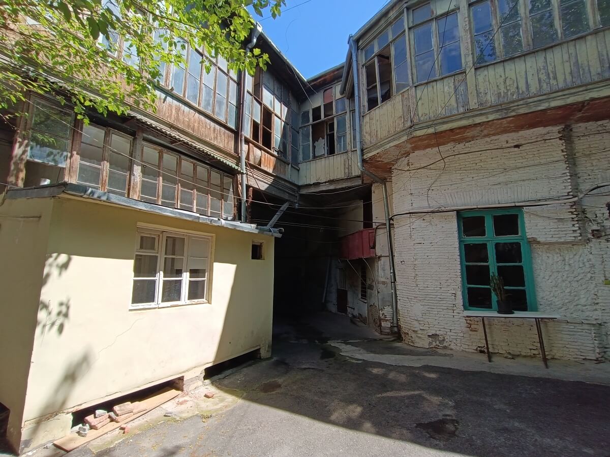 ძველი და ახალი თაობის თვალით დანახული რუსთაველის გამზირი