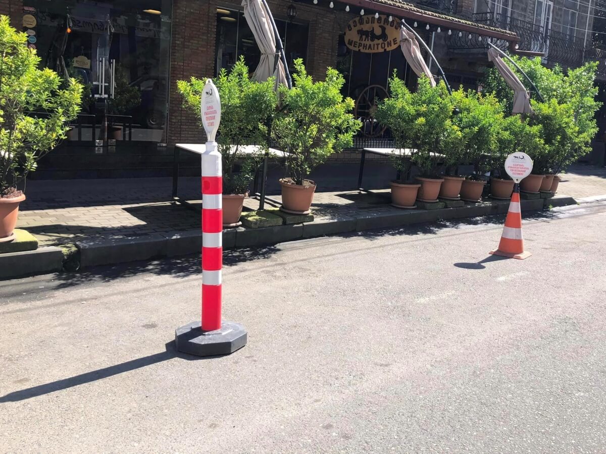 ბათუმში საპარკინგე ადგილების თვითნებური შეზღუდვის ფაქტებზე მონიტორინგი ხორციელდება