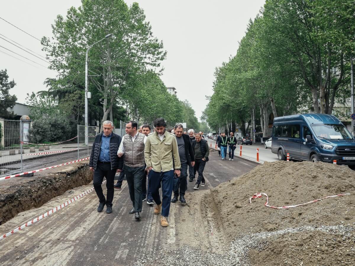 “სხვანაირად შეუძლებელია” – კახა კალაძე წერეთლის რეაბილიტაციასა და საცობებზე