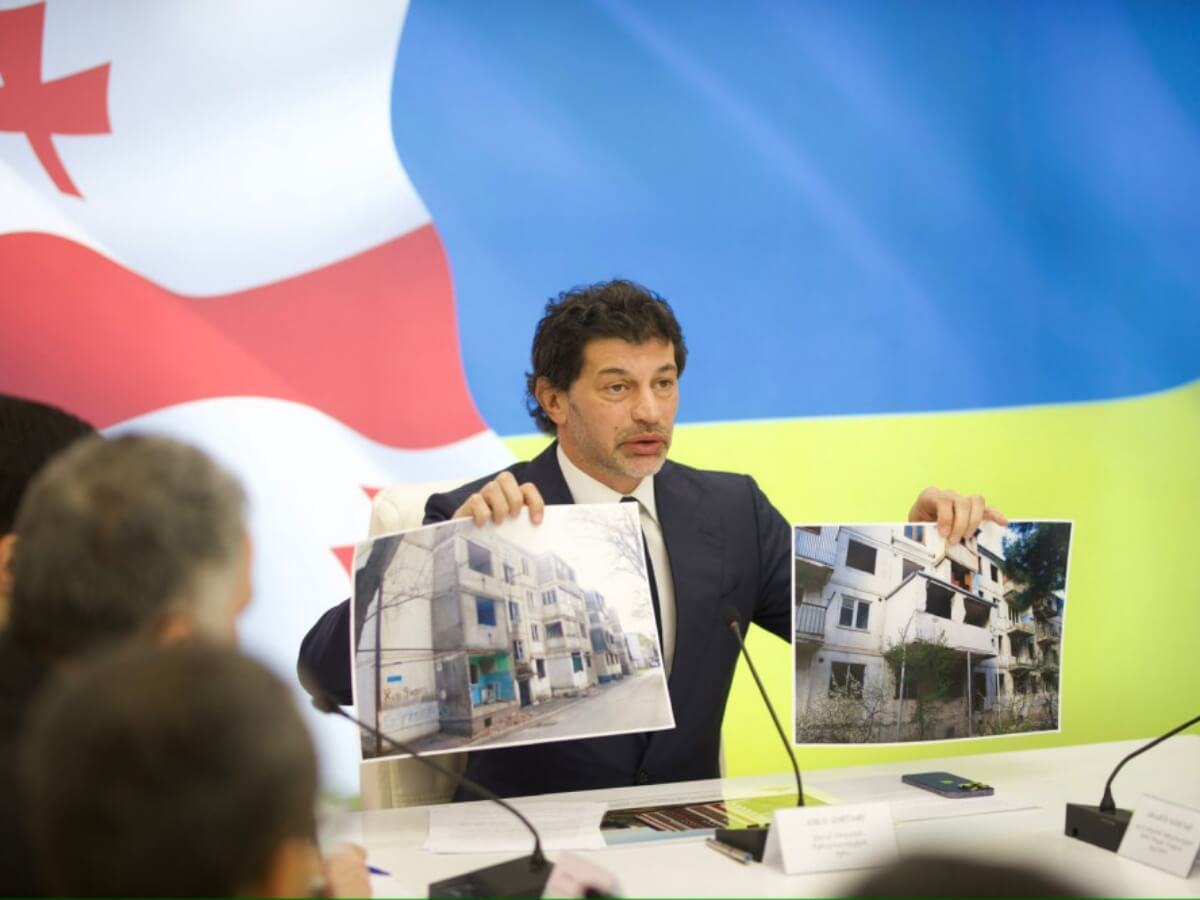 რეალური ფაქტები თუ რა პირობებში უწევთ ადამიანებს ცხოვრება