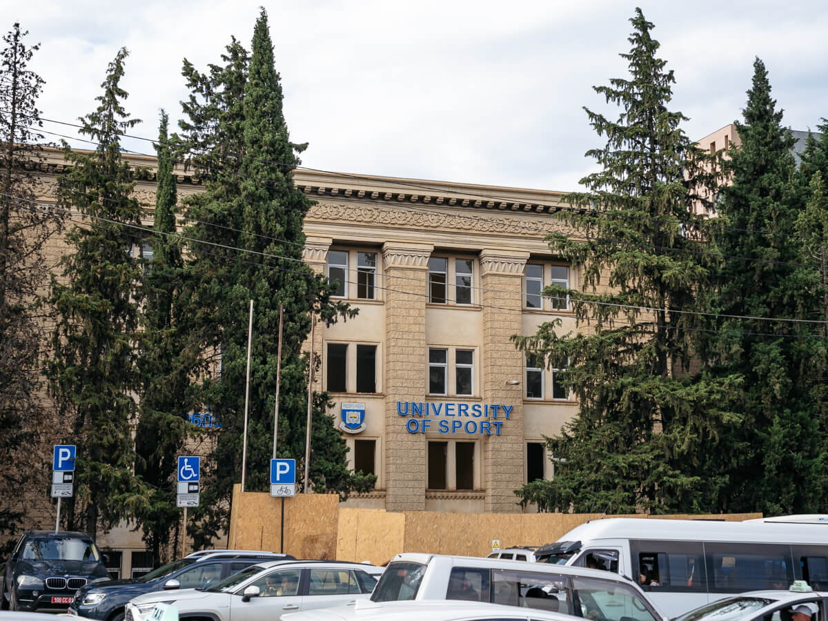 რა ბედი ეწევა სპორტის უნივერსიტეტს – ახალი მშენებლობა პროცესშია