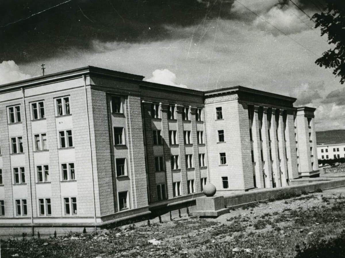 რა ბედი ეწევა სპორტის უნივერსიტეტს – ახალი მშენებლობა პროცესშია