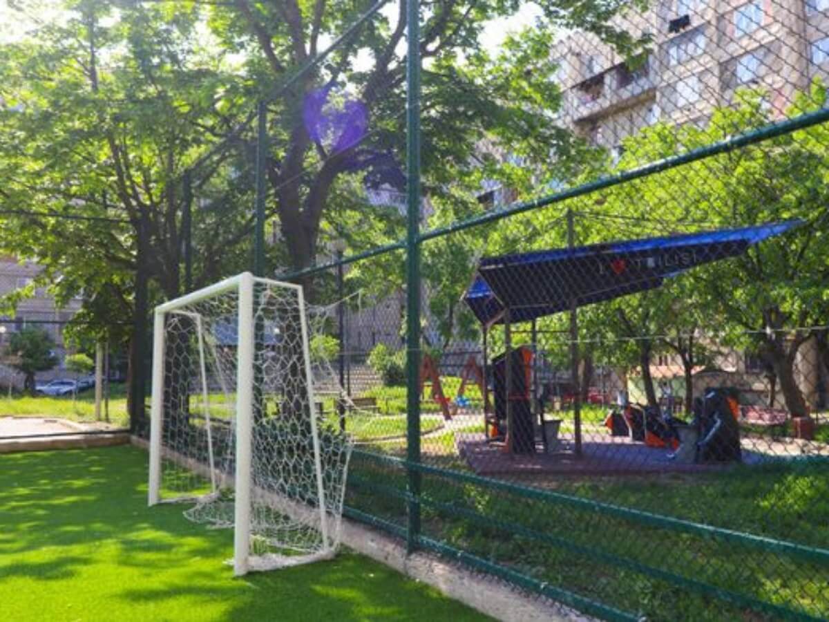 გლდანის რაიონში სპორტული მოედნების რეაბილიტაცია მიმდინარეობს