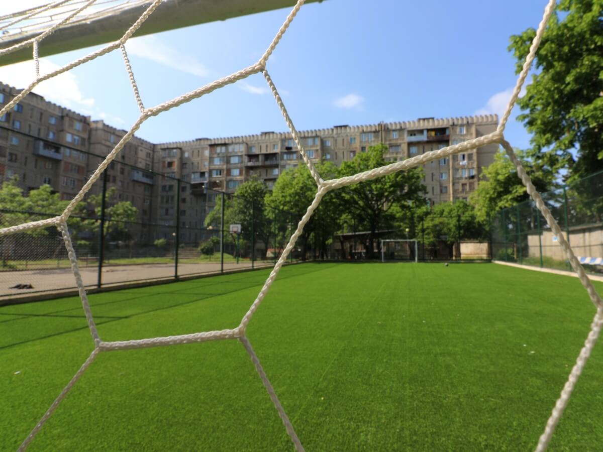 გლდანის რაიონში სპორტული მოედნების რეაბილიტაცია მიმდინარეობს