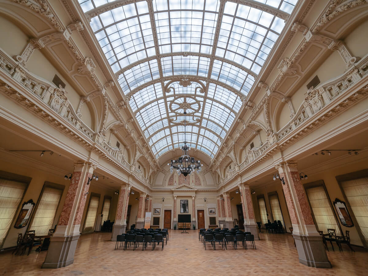 ი. მაჩაბლის სახელობის სამკითხველო დარბაზი უახლოს მომავალში პირველ მკითხველს დაელოდება