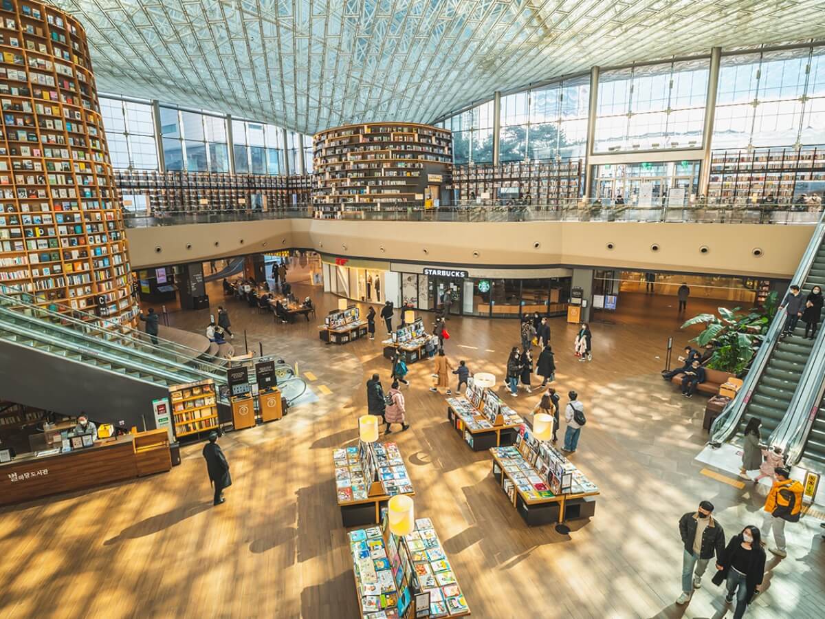 ი. მაჩაბლის სახელობის სამკითხველო დარბაზი უახლოს მომავალში პირველ მკითხველს დაელოდება