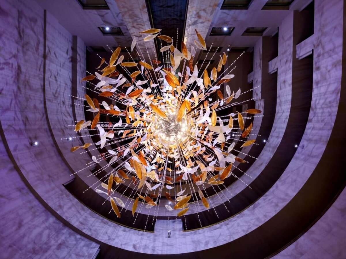 რა ჯდება ერთი დღით განთავსება თბილისის ბრენდულ სასტუმროებში – ტოპ 8 ხუთვარსკვლავიანი სასტუმრო დედაქალქში