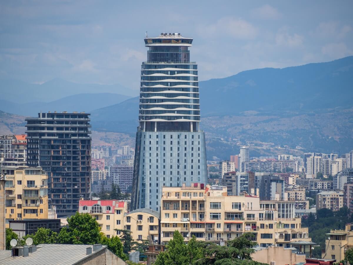 5 ყველაზე მაღალი შენობა თბილისში, რომელიც ქალაქის იერსახეს მნიშვნელოვნად ცვლის