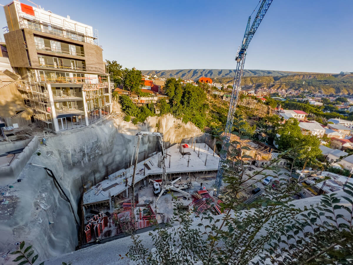 თბილისის ისტორიული ცენტრის ახალი სიცოცხლე – „აპარტ დეველოპმენტი“ ძველ თბილისში ახალი ცხოვრების სტილს ამკვიდრებს