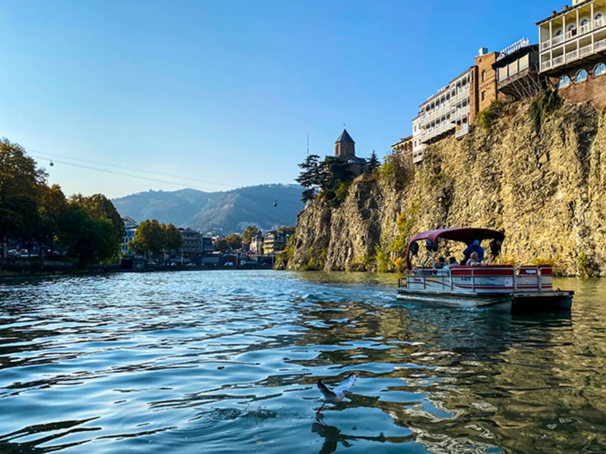 მტკვარზე, თბილისის ზღვასა თუ ბაზალეთის ტბაზე მოცურავე ტრანსპორტი დარეგულირდება?