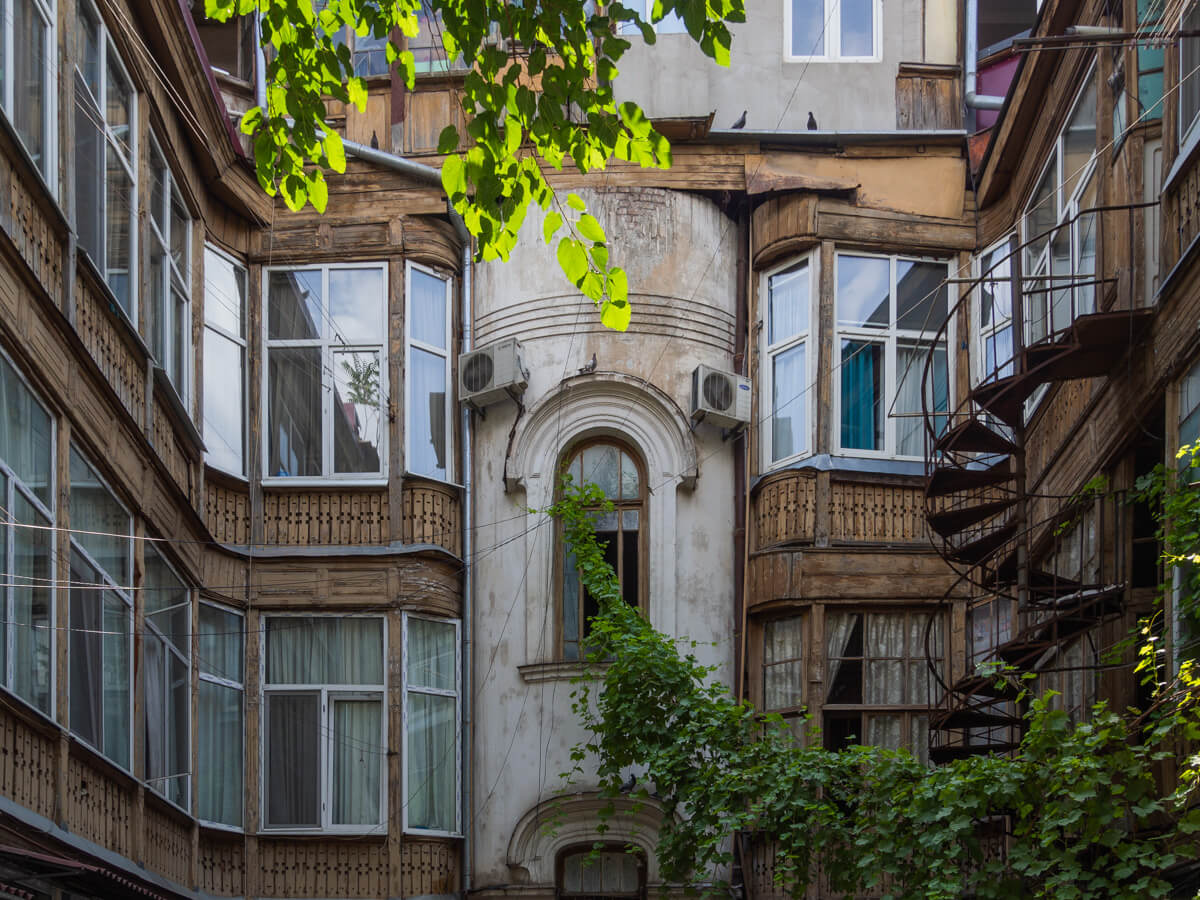 თბილისური ეზოს ნოსტალგია