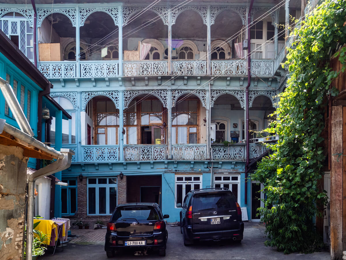 თბილისური ეზოს ნოსტალგია