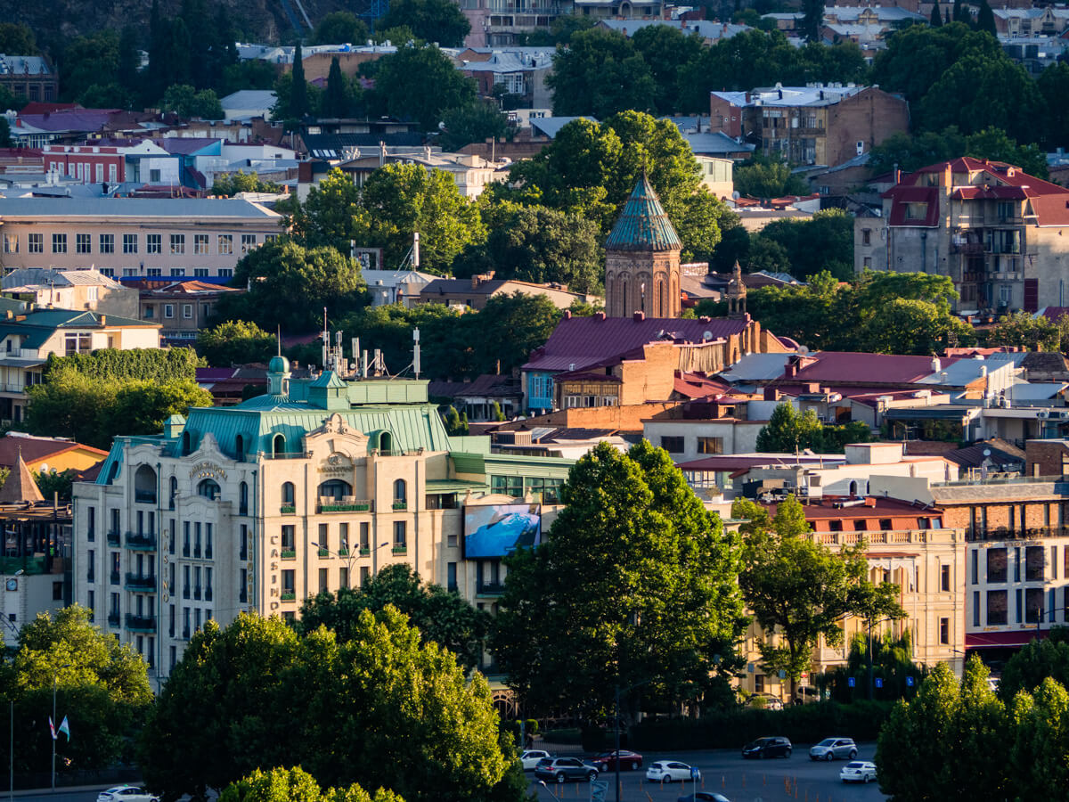 თბილისის ისტორიული ცენტრის ახალი სიცოცხლე – „აპარტ დეველოპმენტი“ ძველ თბილისში ახალი ცხოვრების სტილს ამკვიდრებს