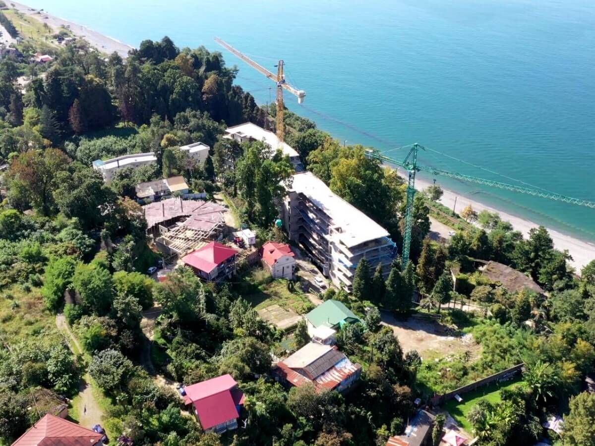 მწვანე კონცხი ბოტანიკო – რას სთავაზობს ახალი საცხოვრებელი კომპლექსი მომხმარებელს და ვინ არის პროექტის განმახორციელებელი კომპანია