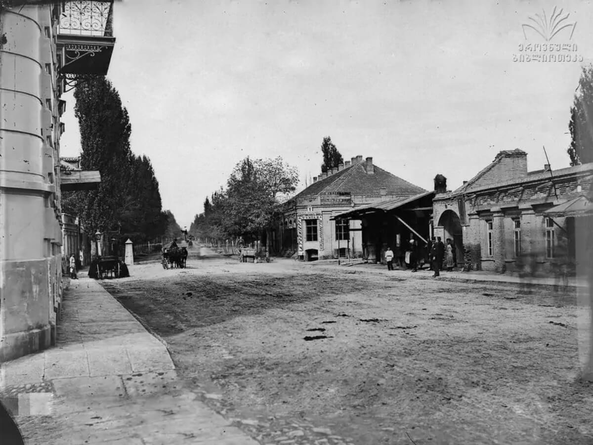 100 წლოვანი ფოსტის შენობა და ახალი სივრცე – Radisson RED Tbilisi