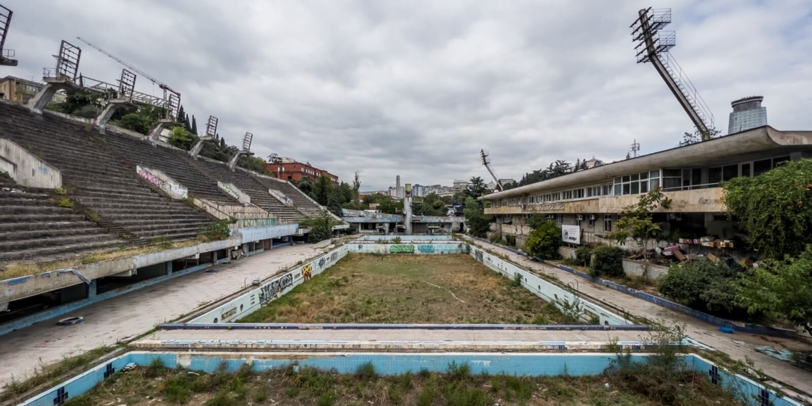 გასხვისებული ლაგუნა ვერე და ფოტოებით შემონახული სიცოცხლით სავსე ისტორია