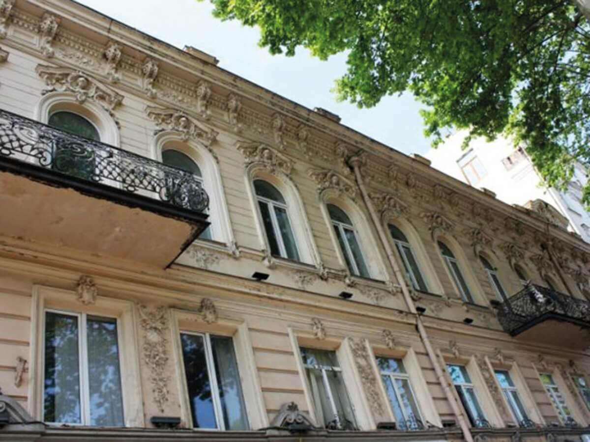 უძველესი სასტუმროები და პირველი სასტუმროების უბანი თბილისში