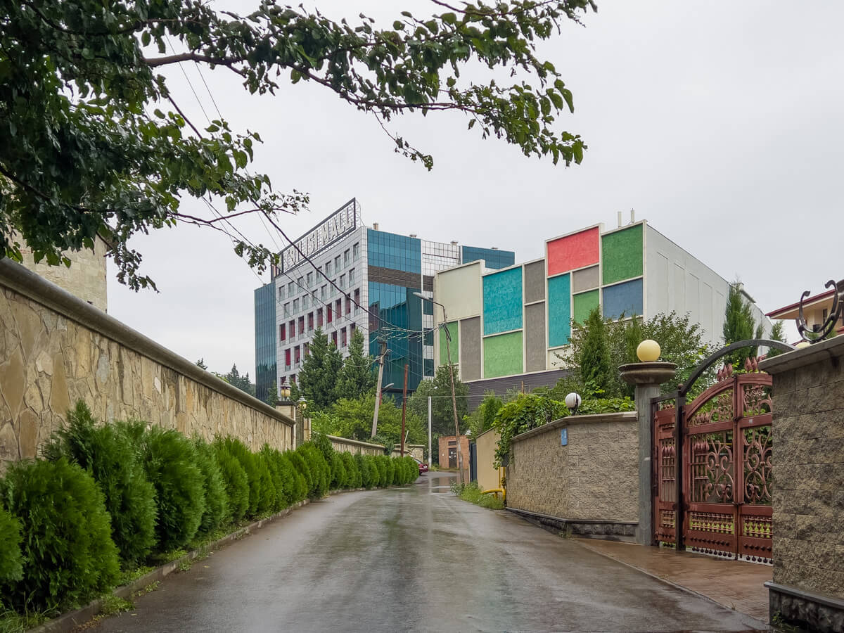 უძველესი სასტუმროები და პირველი სასტუმროების უბანი თბილისში