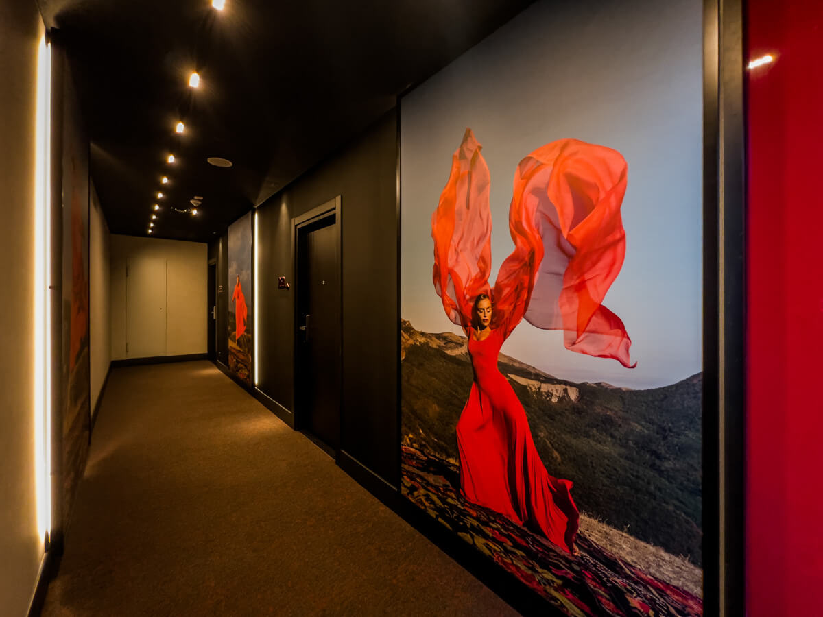 100 წლოვანი ფოსტის შენობა და ახალი სივრცე – Radisson RED Tbilisi