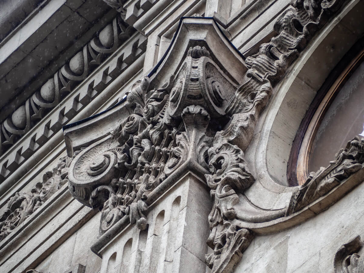 ორი უძველესი შენობა თბილისის კულტურული ცხოვრების სათავეში