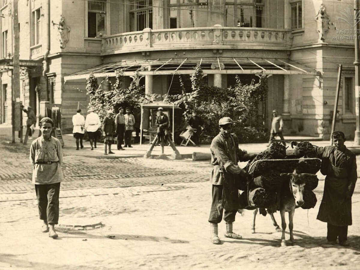 მარჯანიშვილის №7-ში მდებარე შენობის იერსახე, ისტორია და რამდენჯერმე შეცვლილი ფუნქცია