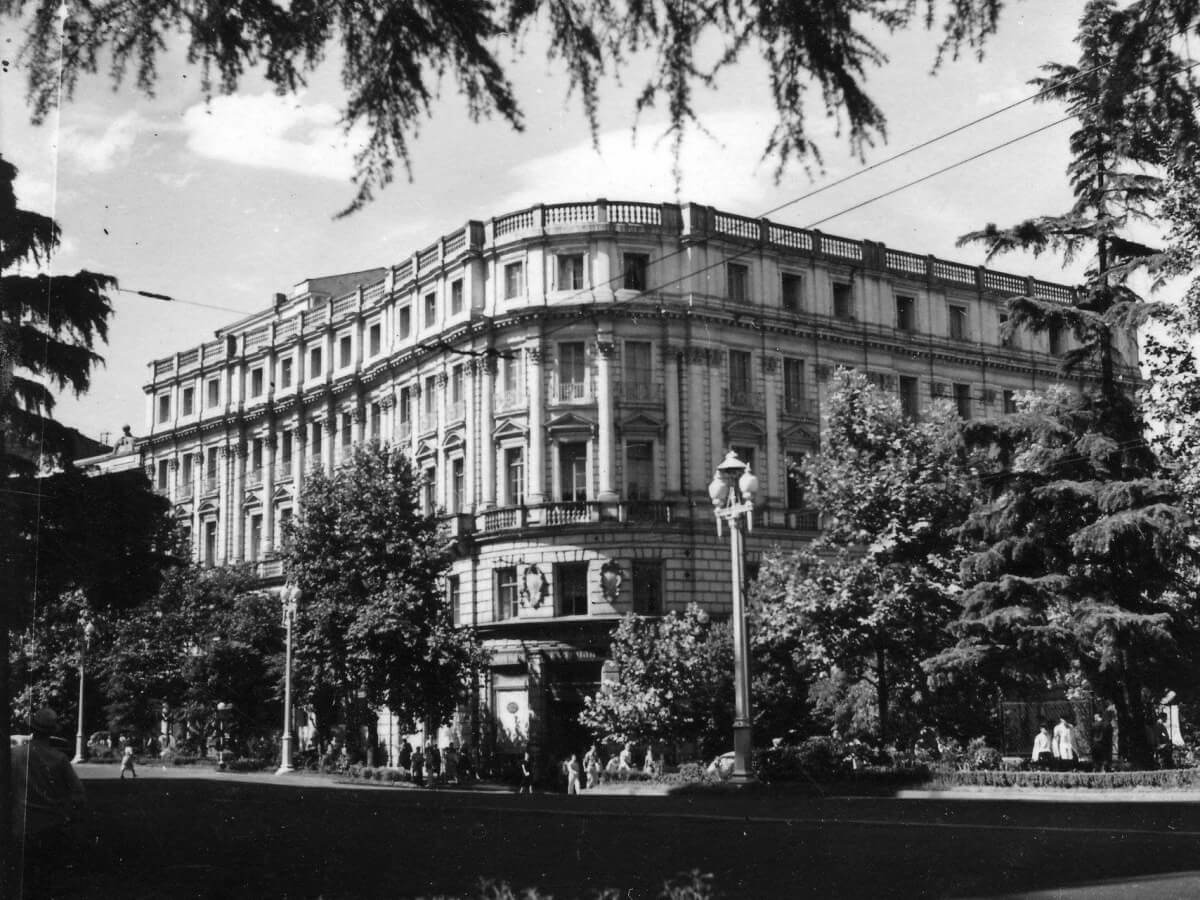 მარჯანიშვილის №7-ში მდებარე შენობის იერსახე, ისტორია და რამდენჯერმე შეცვლილი ფუნქცია