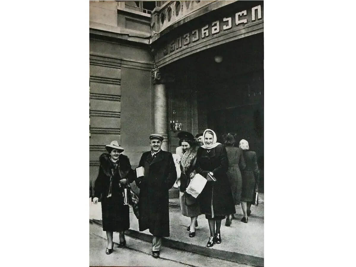 მარჯანიშვილის №7-ში მდებარე შენობის იერსახე, ისტორია და რამდენჯერმე შეცვლილი ფუნქცია