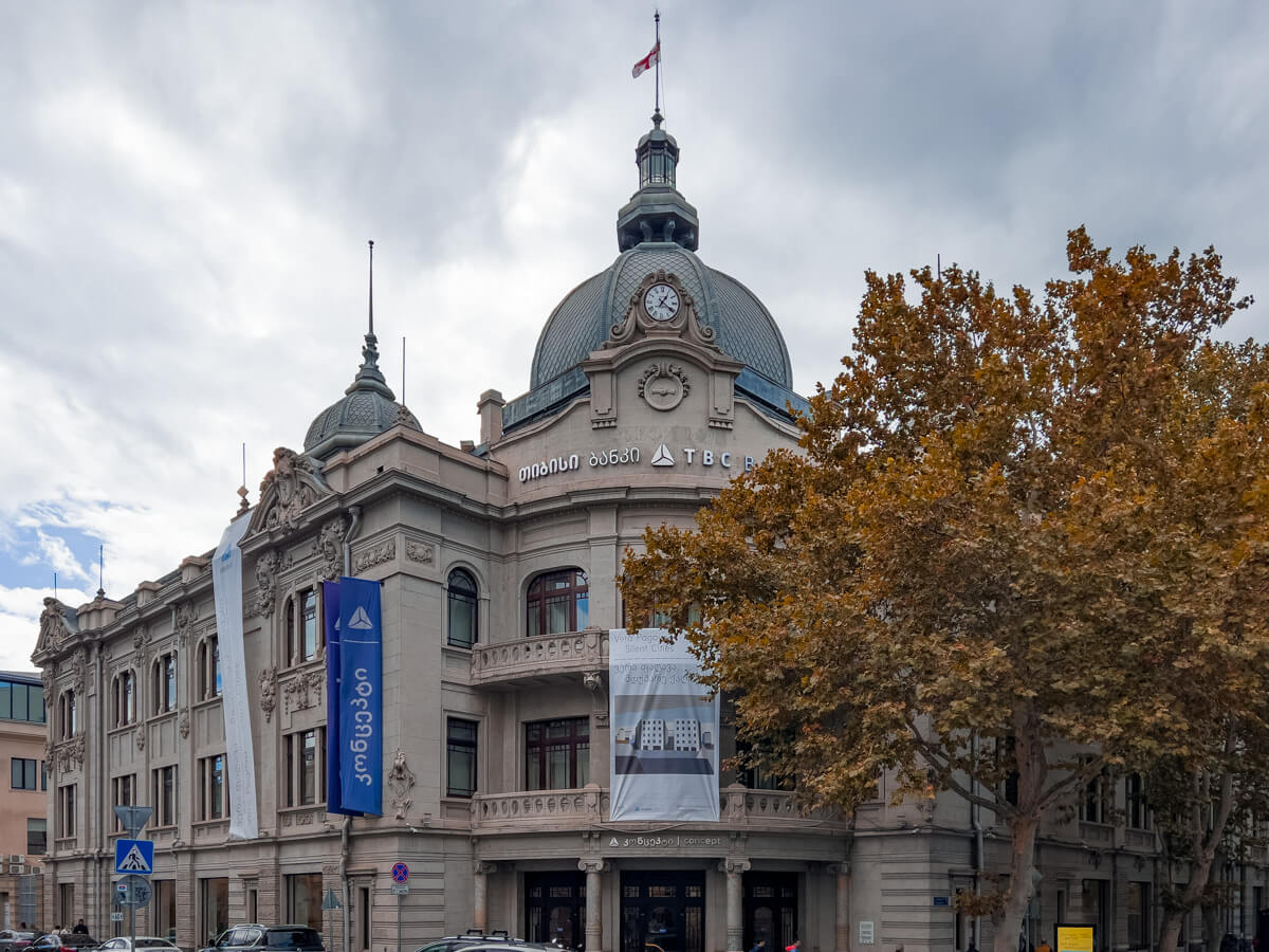 მარჯანიშვილის №7-ში მდებარე შენობის იერსახე, ისტორია და რამდენჯერმე შეცვლილი ფუნქცია