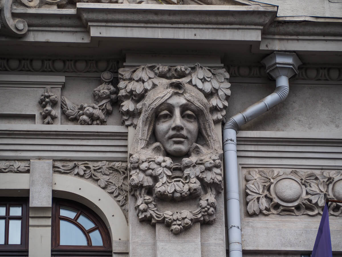 მარჯანიშვილის №7-ში მდებარე შენობის იერსახე, ისტორია და რამდენჯერმე შეცვლილი ფუნქცია