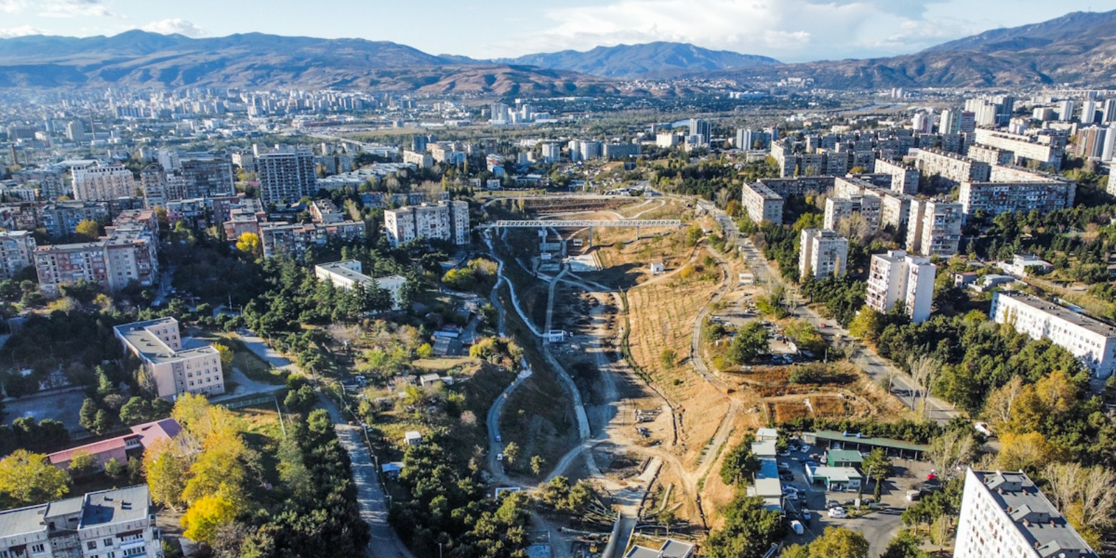 თემქის ხევის მოწყობის სამუშაოები მიმდინარე წლის დეკემბერში დასრულდება – რეკრეაციული სივრცე, რომლის მსგავსიც დამოუკიდებელი საქართველოს ისტორიაში არ მოწყობილა