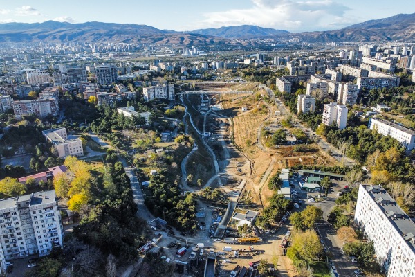 თემქის ხევის მოწყობის სამუშაოები მიმდინარე წლის დეკემბერში დასრულდება – რეკრეაციული სივრცე, რომლის მსგავსიც დამოუკიდებელი საქართველოს ისტორიაში არ მოწყობილა