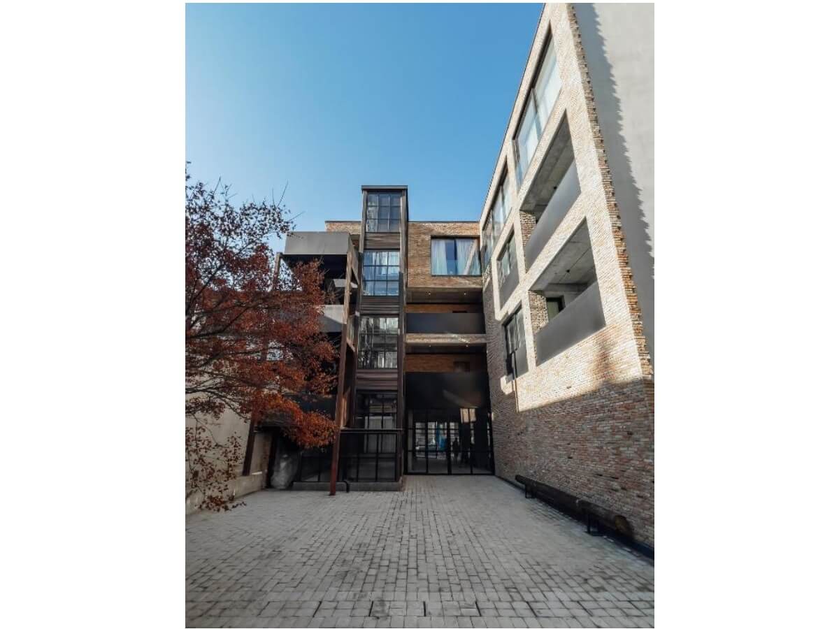 თბილისის სასტუმროები, რომლებსაც ვიზიტორებისგან ყველაზე მაღალი შეფასება ერგოთ