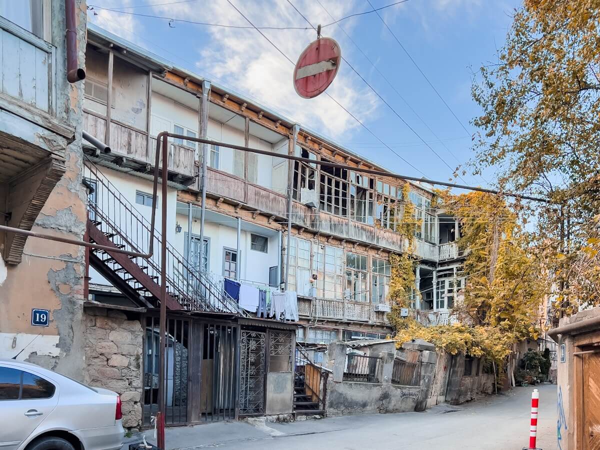 რა მოლოდინებია 2024 წლისთვის თბილისის საცხოვრებელი უძრავი ქონების ბაზარზე