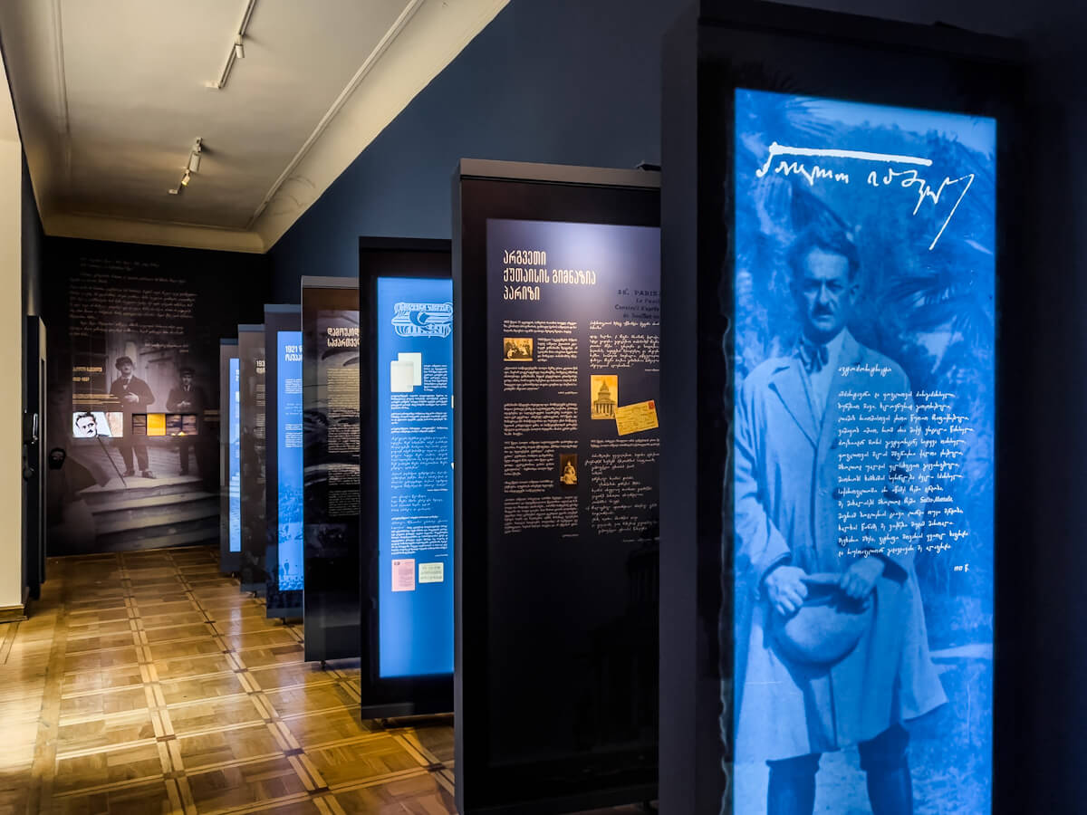 ივანე მაჩაბლის ქუჩაზე არსებული სახლი – თბილისური და ევროპული არქიტექტურის შერწყმის ბრწყინვალე მაგალითი