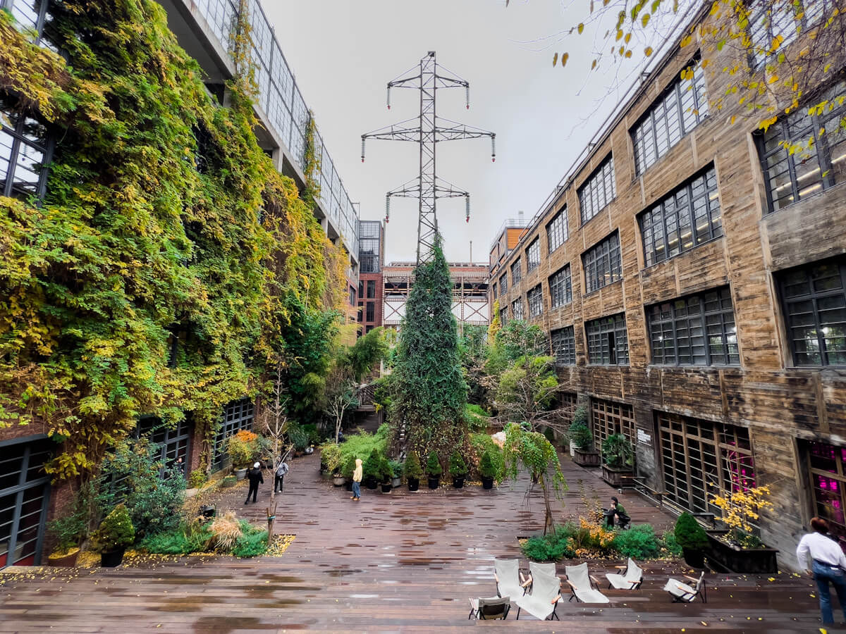 თბილისის სასტუმროები, რომლებსაც ვიზიტორებისგან ყველაზე მაღალი შეფასება ერგოთ