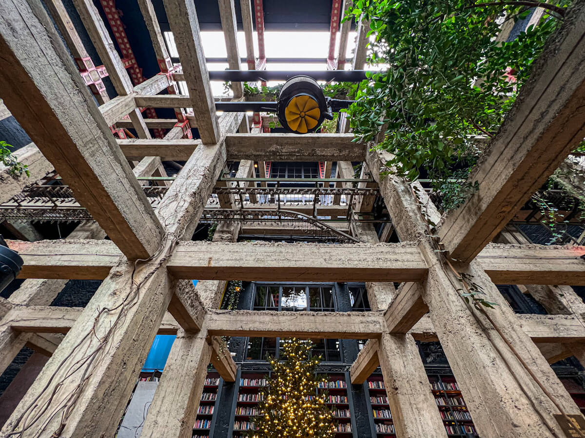 თბილისის სასტუმროები, რომლებსაც ვიზიტორებისგან ყველაზე მაღალი შეფასება ერგოთ