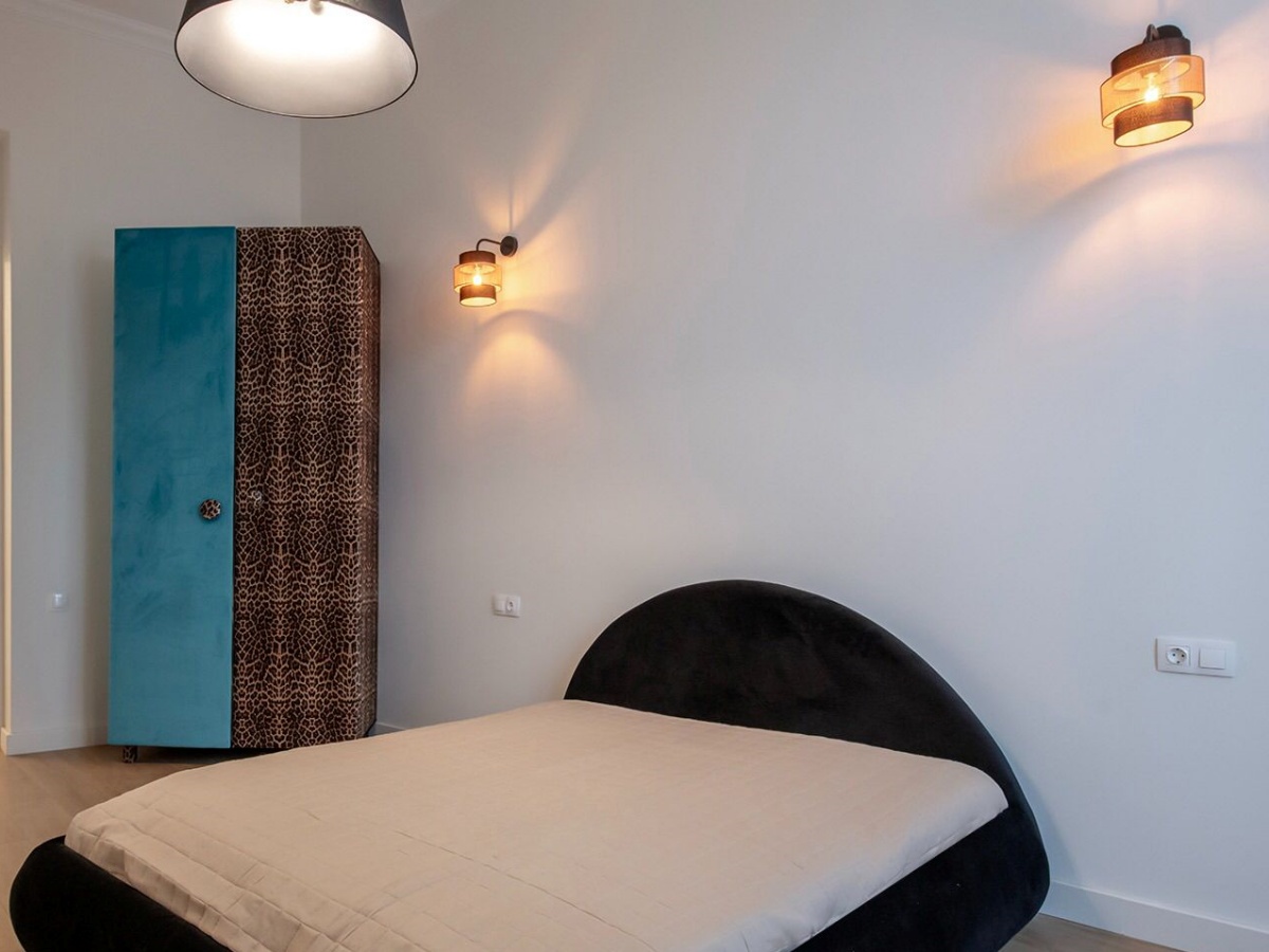 ფოტოფაქტი-1913 წელს აშენებული სახლი ალექსანდრე ჭავჭავაძის ქუჩიდან, რომელიც  $440,000-ად იყიდება