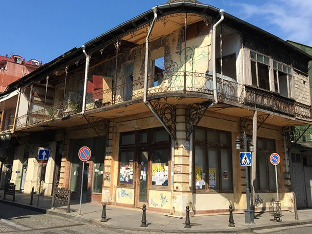 ზღვისპირა ქალაქის არქიტექტურული სახე – როგორ იცვლება ბათუმი