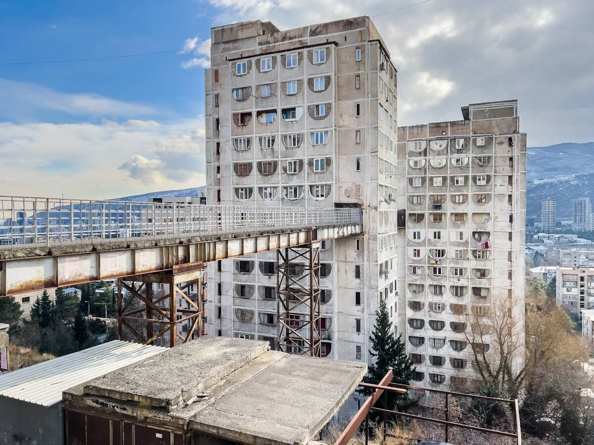 ნუცუბიძის კოშკები – საბჭოთა არქიტექტურის გარდასახვა