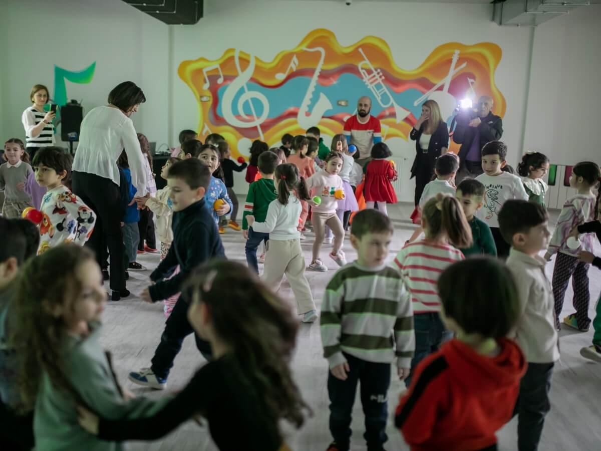 ფოტოფაქტი-თბილისში კიდევ ერთი ბაგა-ბაღი გაიხსნა