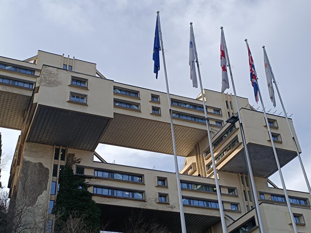 გამორჩეული იერსახის ხუთი საოფისე შენობა თბილისში