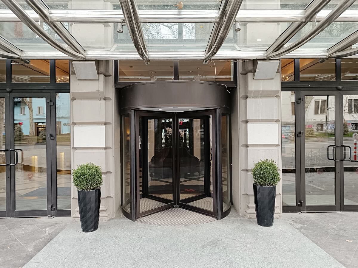 თბილისში ოდესღაც არსებული „სავიზიტო ბარათად“ წოდებული სასტუმროები