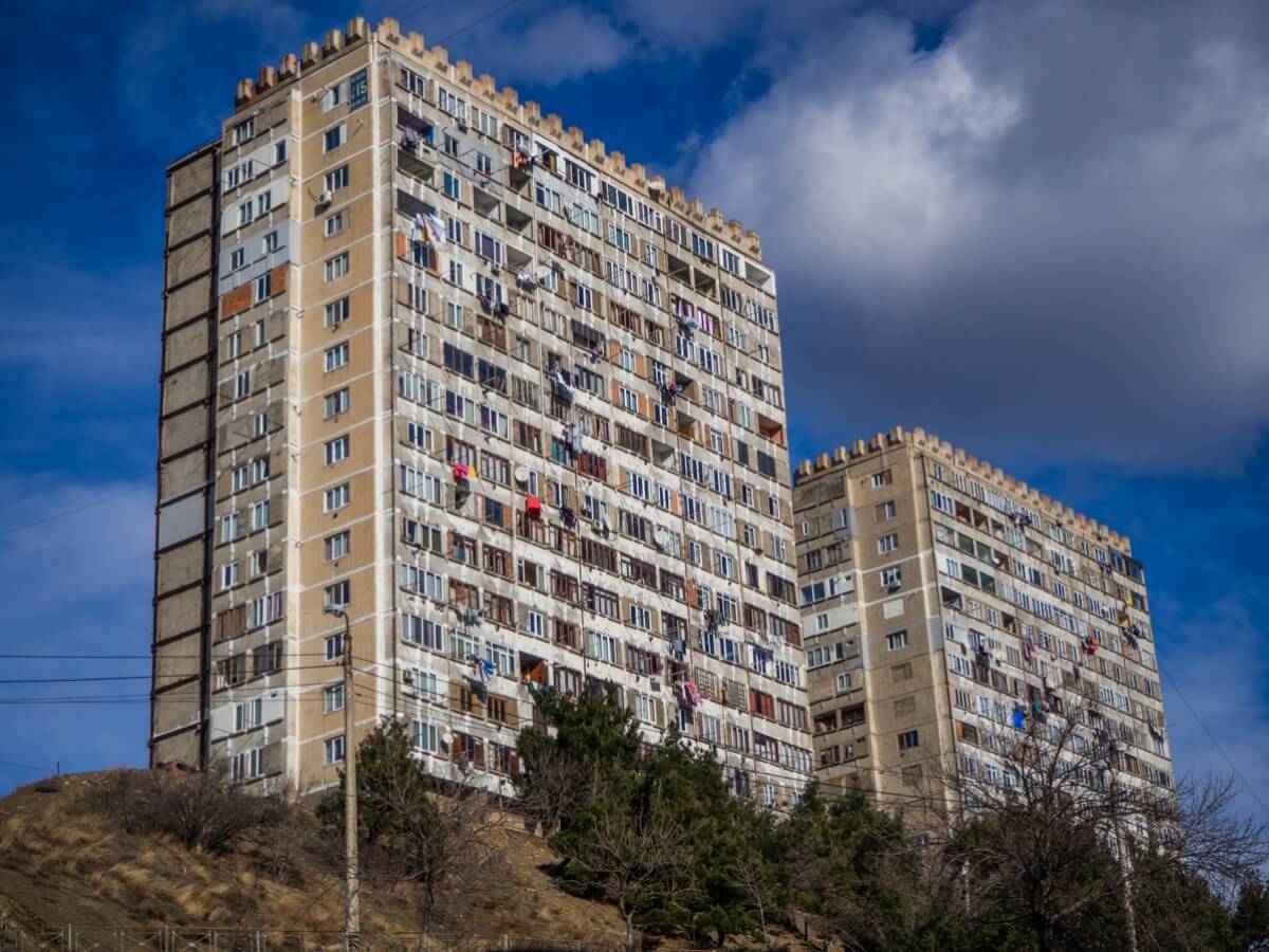 ნუცუბიძის კოშკები – საბჭოთა არქიტექტურის გარდასახვა