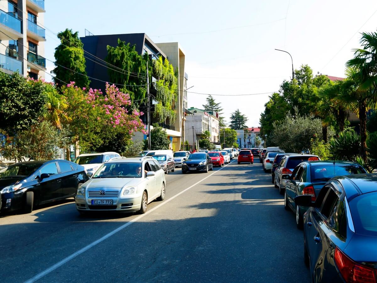 მასობრივმა განაშენიანებამ ქობულეთის სანაპიროებსაც შეუტია