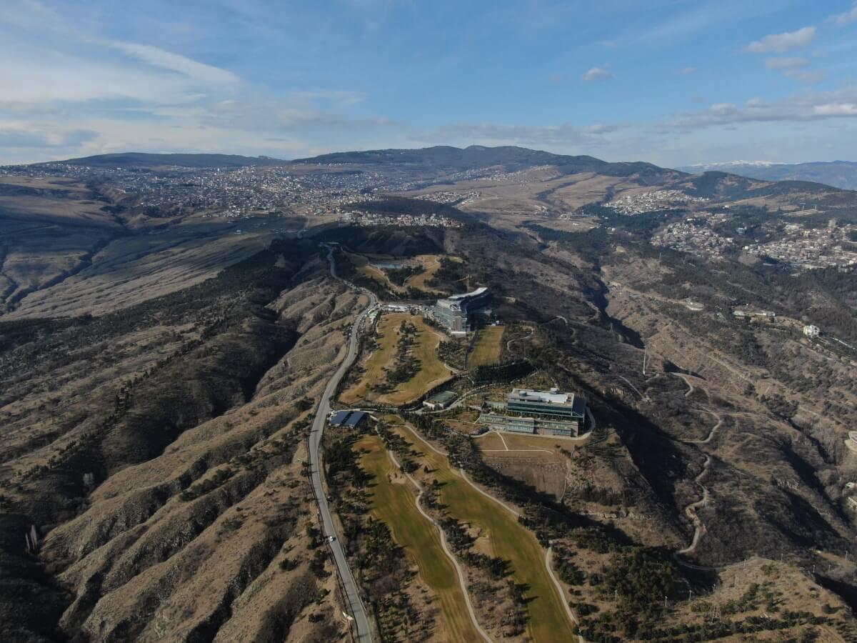 თაბორის მთაზე სასტუმრო Paragraph Tabori-სა და გოლფ კლუბის გახსნა 2024 წლის ბოლოსთვის იგეგმება