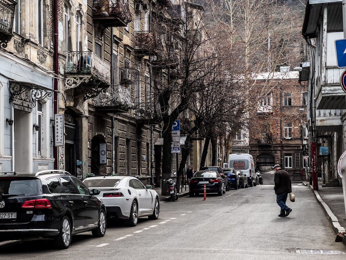 ქუჩა, რომლის თითქმის ყველა სახლი არქიტექტურული ნიმუშია