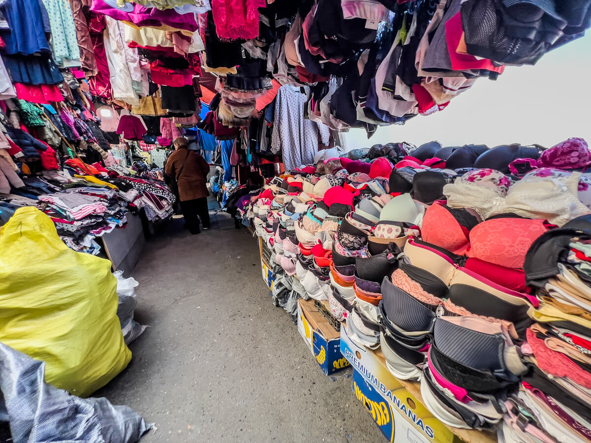 გზა გადასასვლელი ხიდიდან ე.წ. დეზერტირების ბაზრამდე – რა ბედი ელის ვაგზლის მიმდებარე ტერიტორიას?